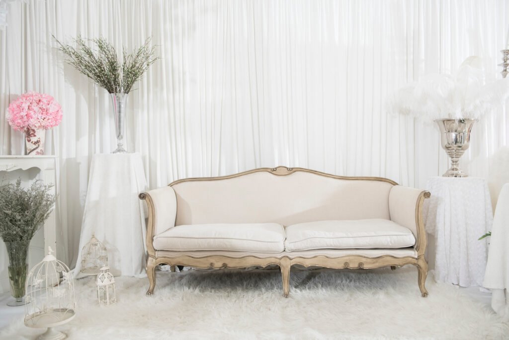 tent studio sofa image