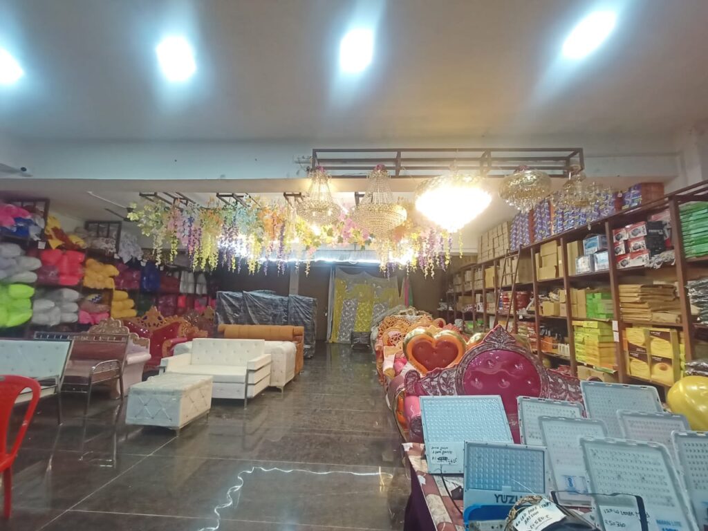 tent studio Gaya Branch