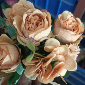 10 Head Rose Bunches Heavy - Dj 5312