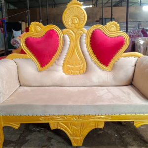 Wooden Cauch